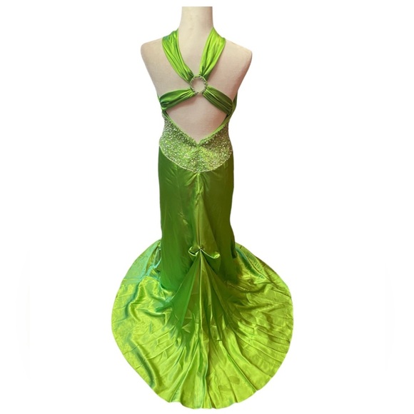 Mori Lee by Madeleine Gardner  keyhole neck formal dress size 8 green - Picture 3 of 13